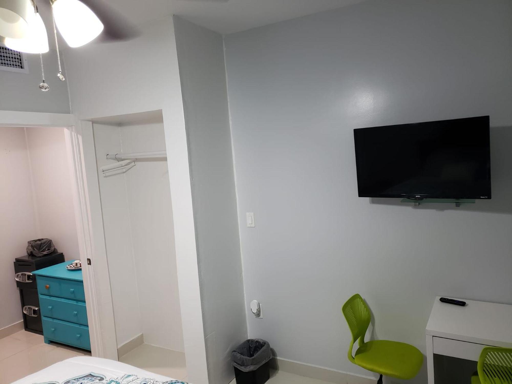 Апартаменты Lixylouis Minutes From Miami International Airport Princeton Экстерьер фото